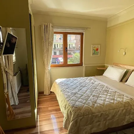 La Voglia Boutique Hotell 4*